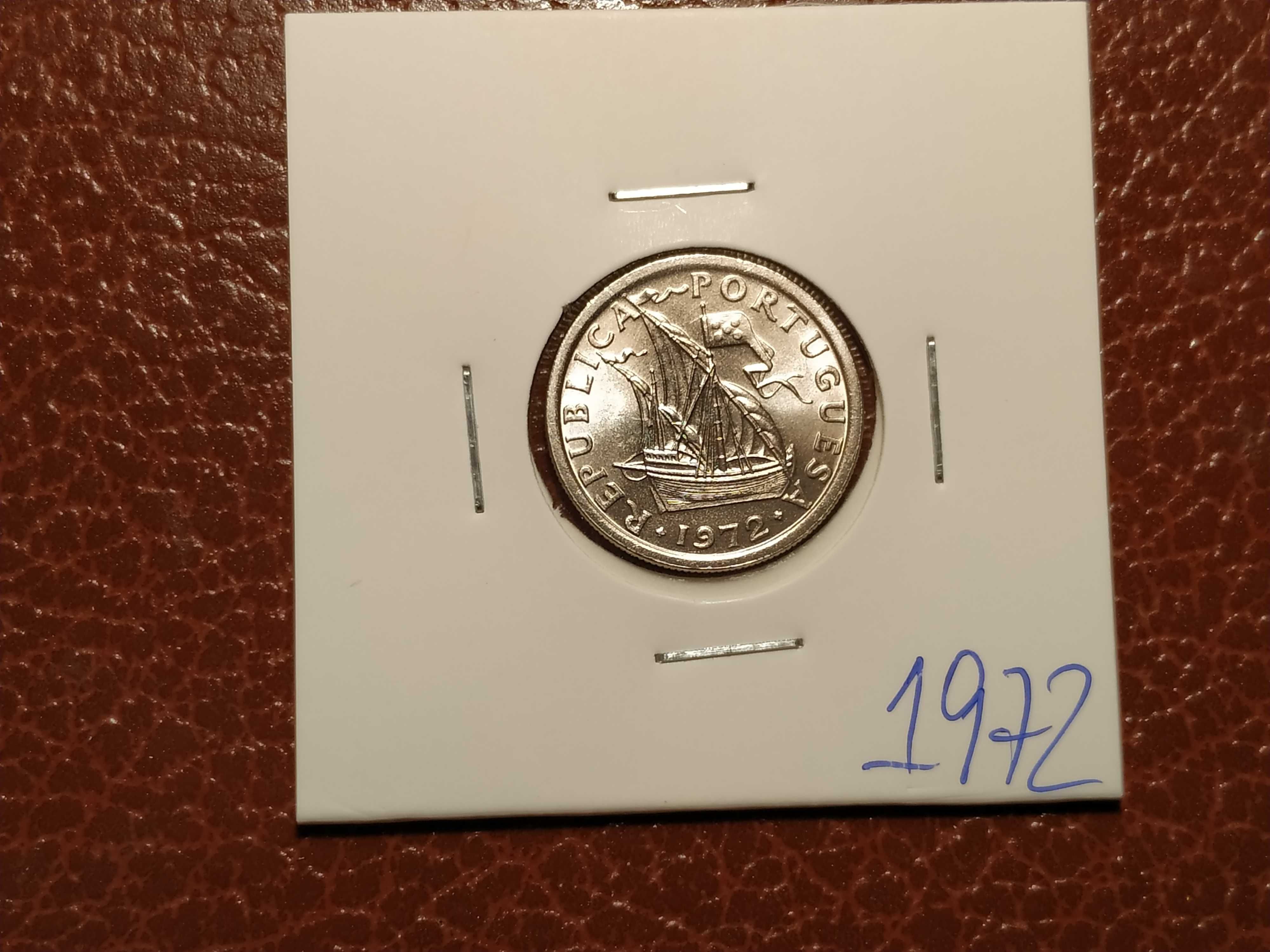 735 Moeda de 2,5 escudos de 1972 Caravela (barcos)