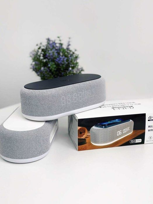 Бездротова зарядка для iPhone 4 в 1 YZ-6 чорна біла