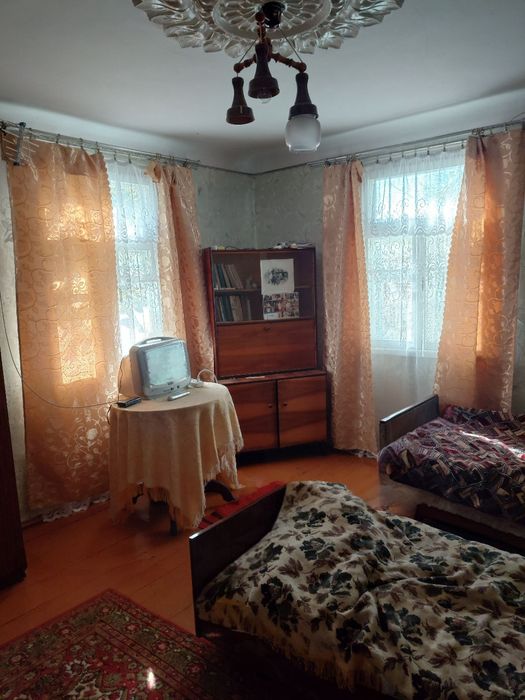 Будинок ти 60сотих землі