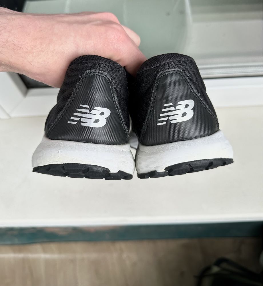 Оригінальні чоловічі кросівки New Balance 520v5 nb 44-44,5 розмір