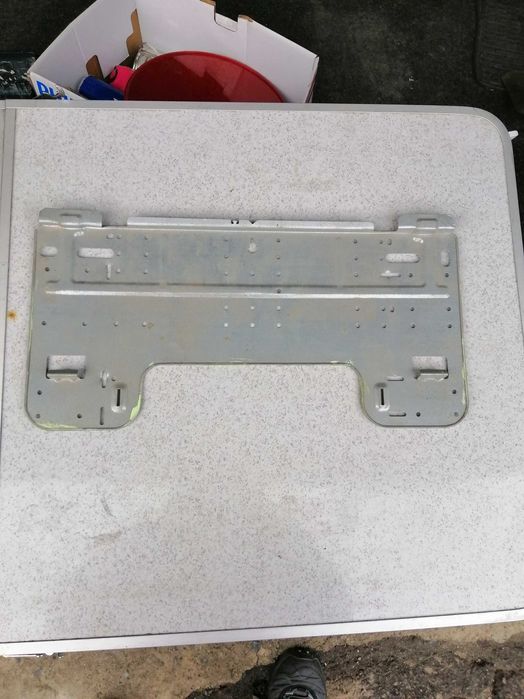 Пластина внутрішнього блоку кондиціонера.