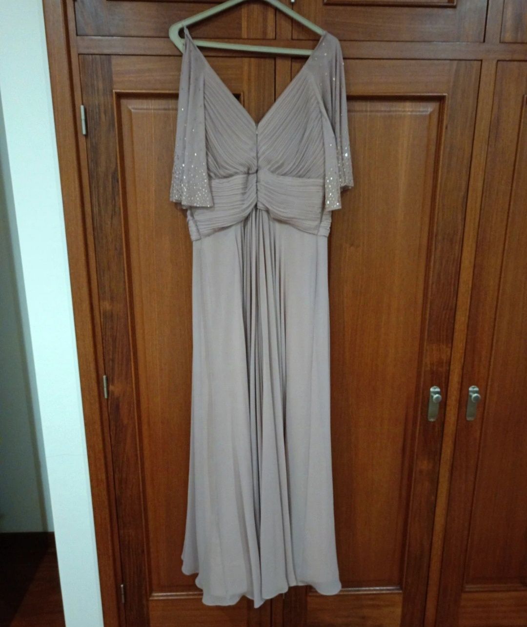 Vestido de cerimónia de senhora