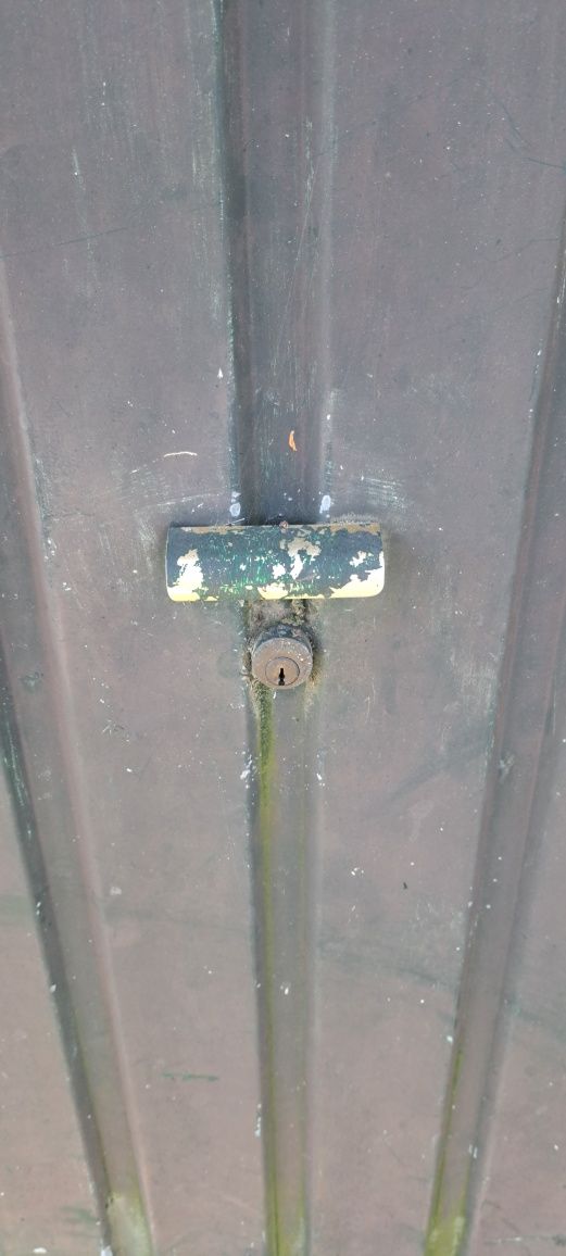 Portão de garagem basculante