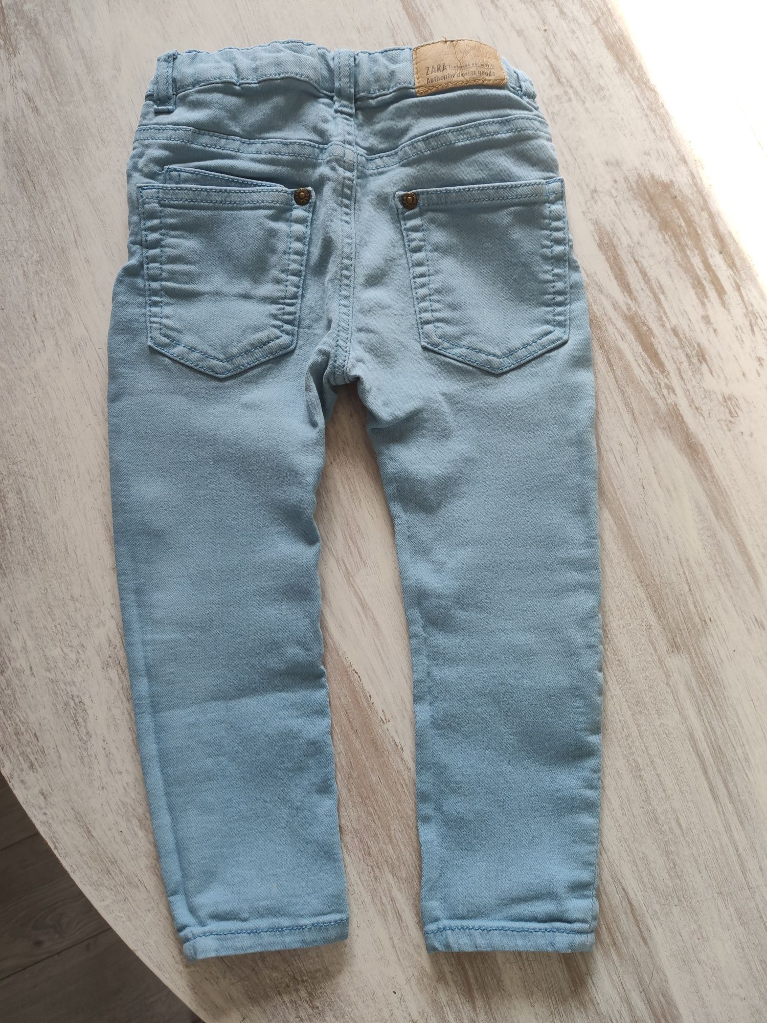 Spodnie dżinsowe Zara
