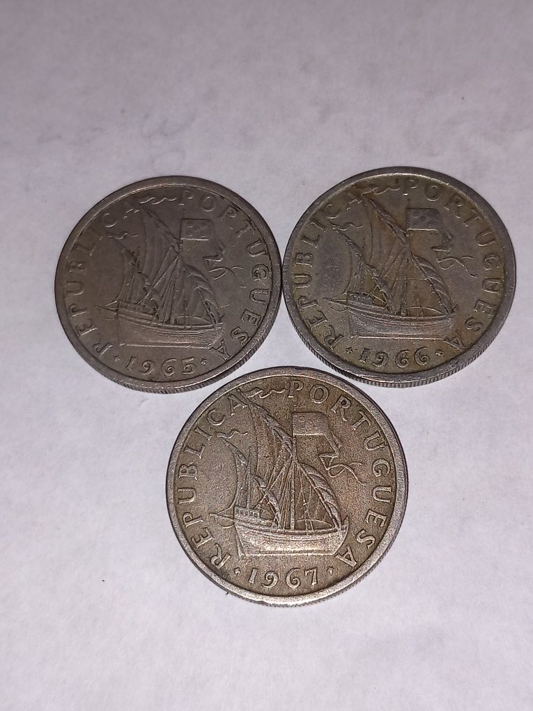 Moedas de 5 escudos