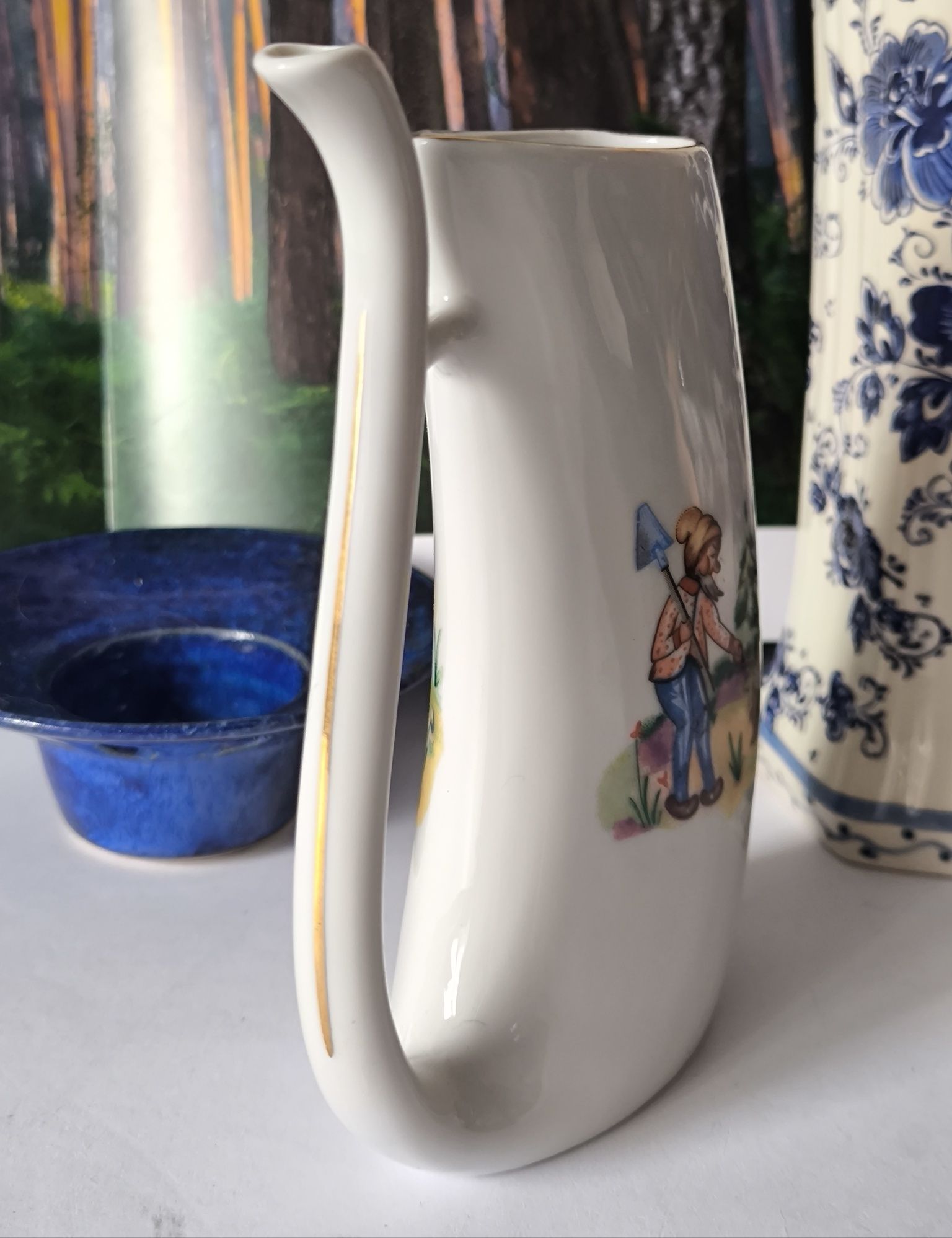 Pijałka krasnoludek Ćmielów piękna stara porcelana