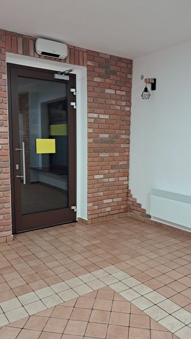 Wynajmę 26m² lokal po remoncie w centrum Niemodlina