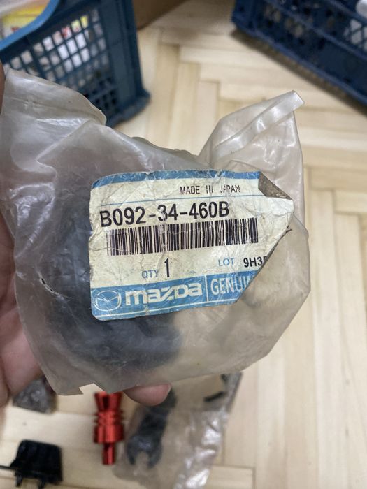 B09234460B Mazda 323 Сайлентблок переднього нижнього важеля (задній)