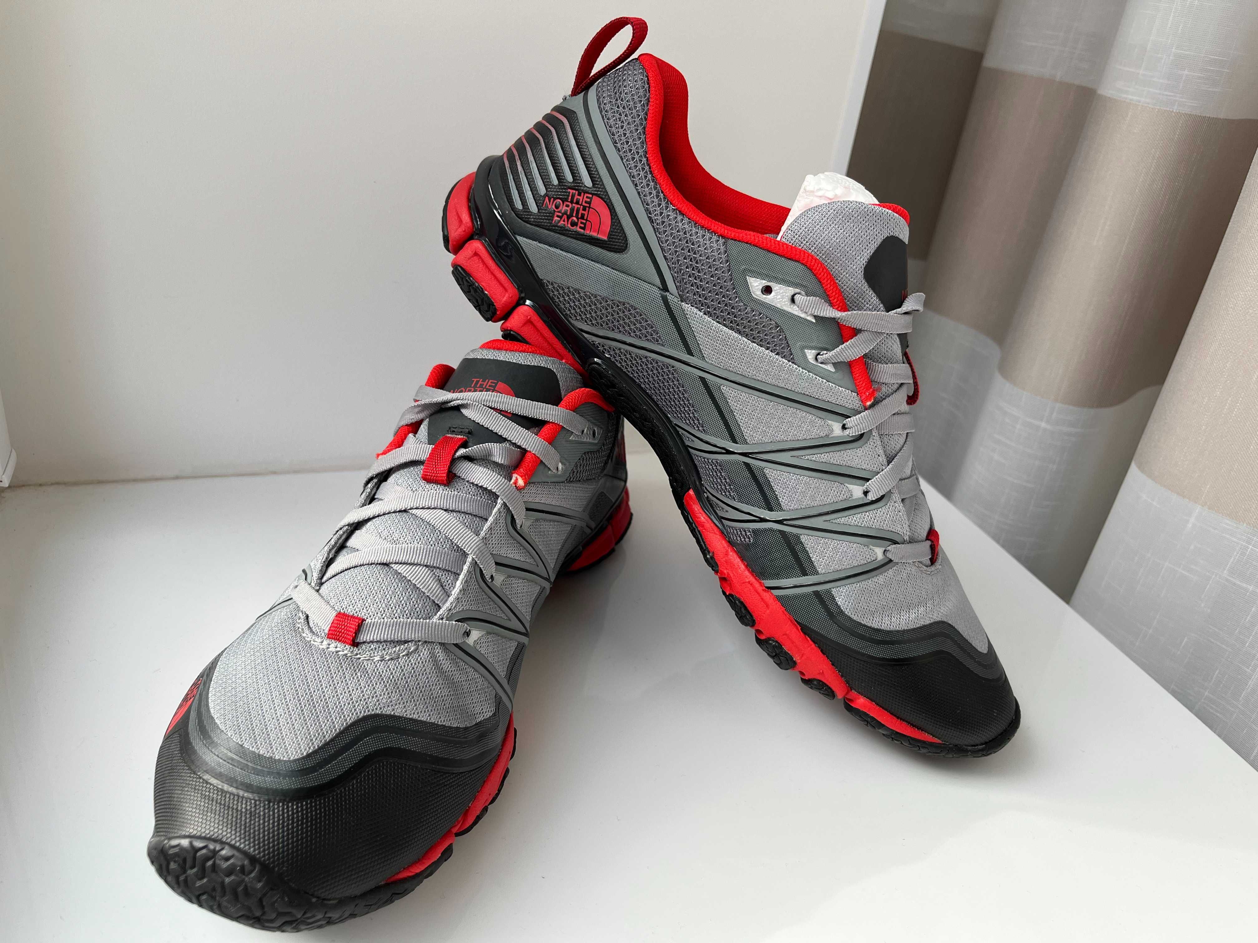 Кроссовки The North Face M LITEWAVE AMPERE T0CXT9 42 размер 27-27.5 см