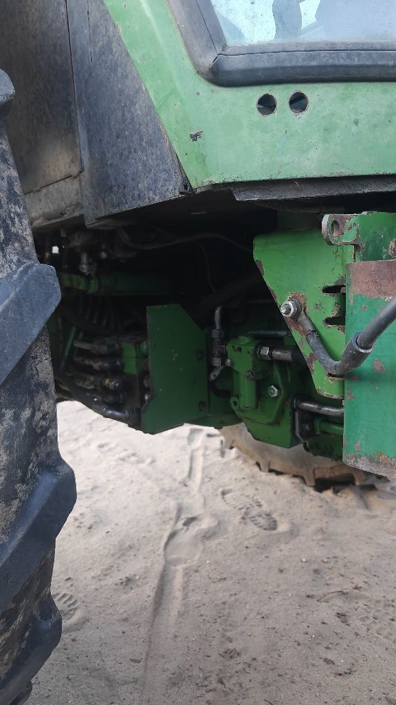 John Deere 2140  82km