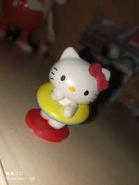 Hello kitty фігура плавчиня