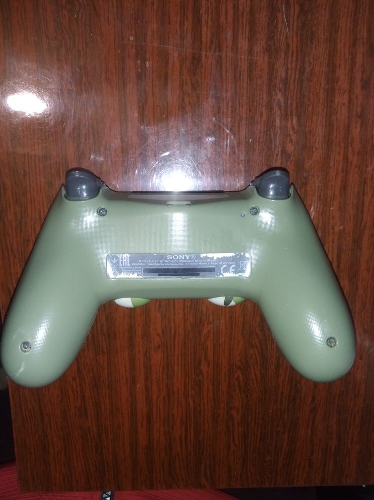 PleyStation Dualshock 4v2 Green Camo