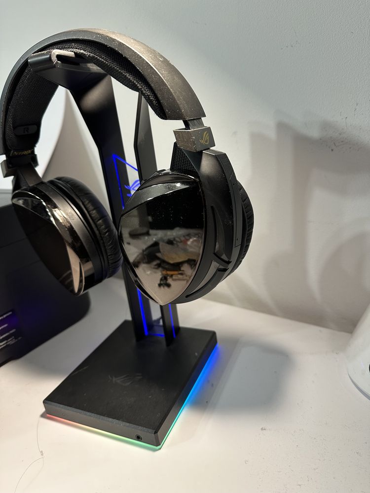 Słuchawki ASUS ROG strix fusion 700 bt ze stojakiem Asus rog