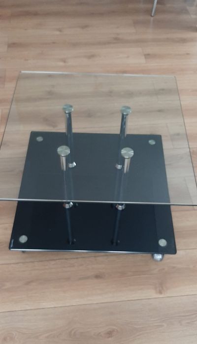 Stolik kawowy ława szklana kwadratowa 65x65x45 z czarną półką