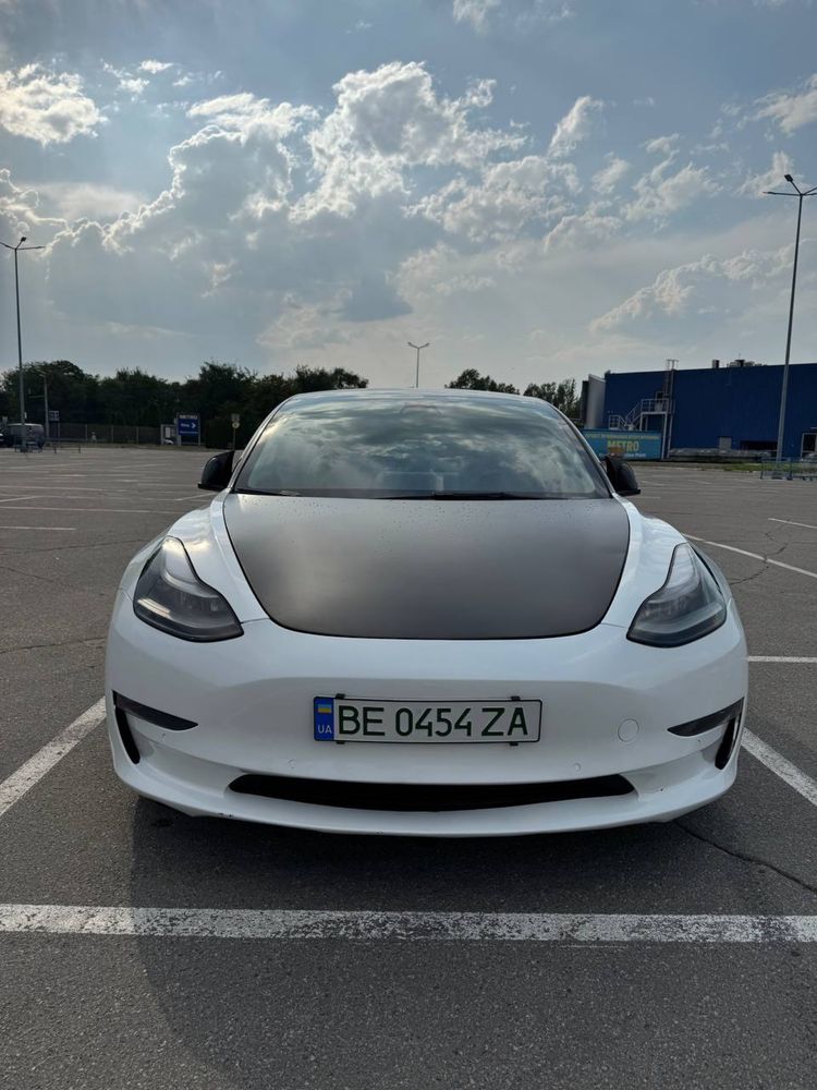 Tesla 3 Performance