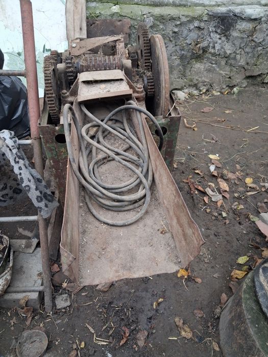 Продам  січкарню