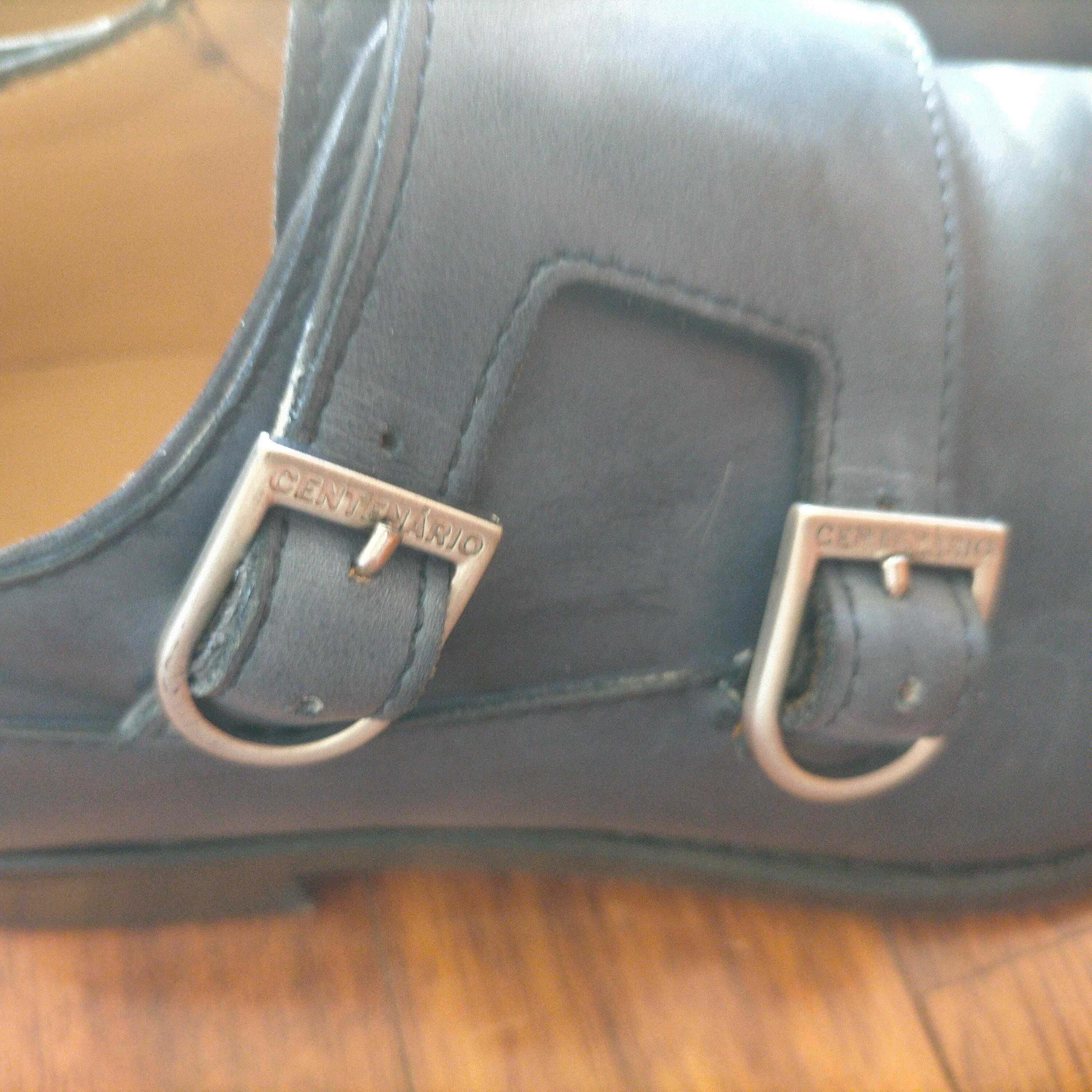Sapatos Centenario Tamanho 41