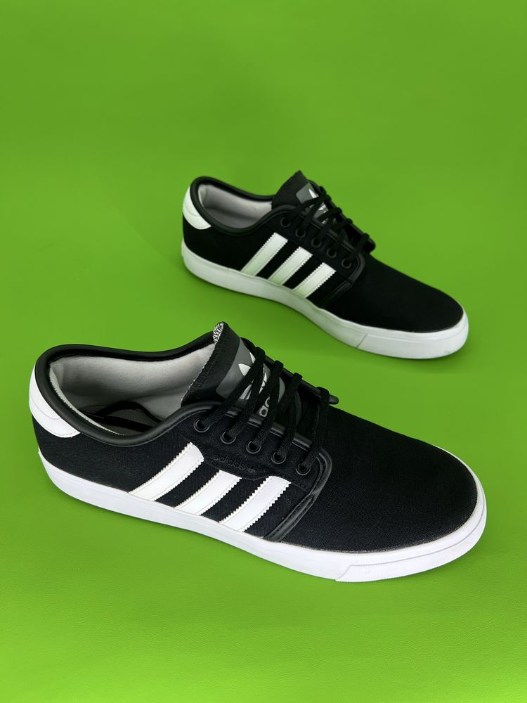 Чоловіче взуття  44р. Adidas SEELEY для скейтбордингу