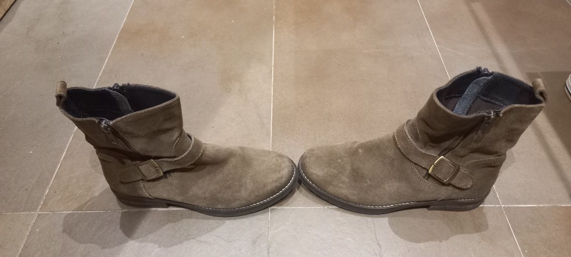 Botas castanhas em camurça n° 35