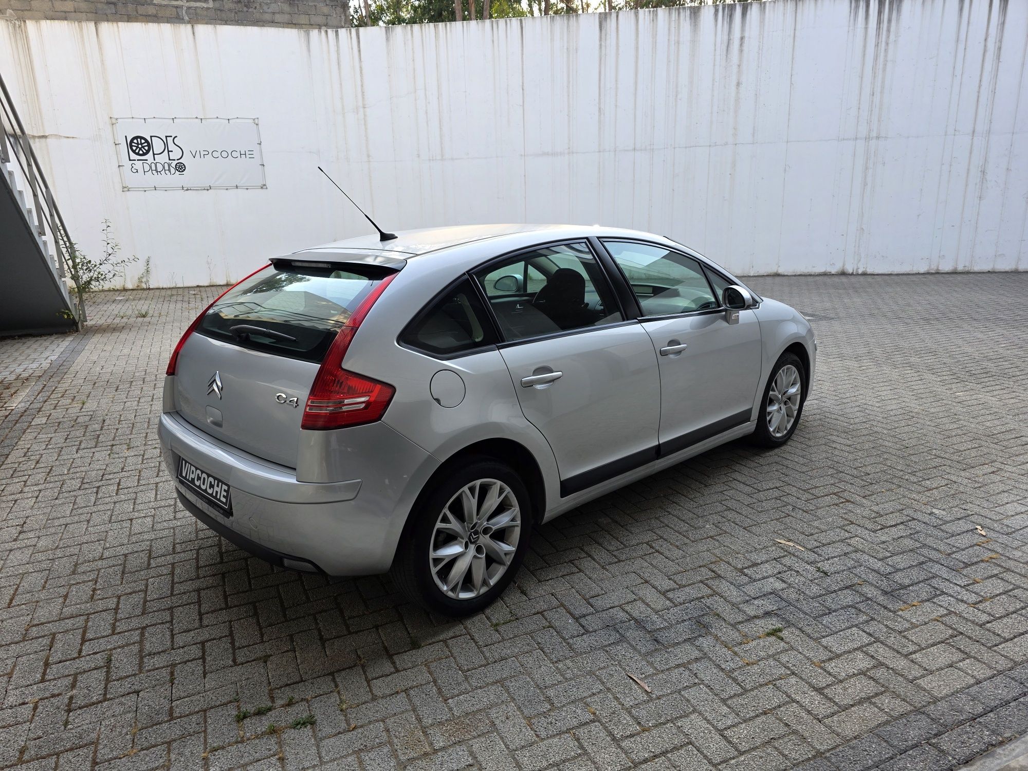 Citroen C4 VTR Pack 1.6HDI 110CV CAIXA AUTOMÁTICA - Excepcional