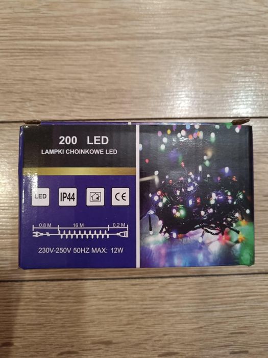 200 lampek LED na choinke