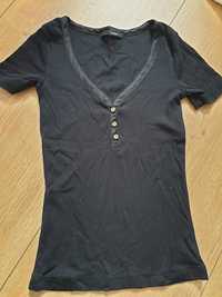 Czarna bluzka t-shirt w V, w serek Reserved S 36