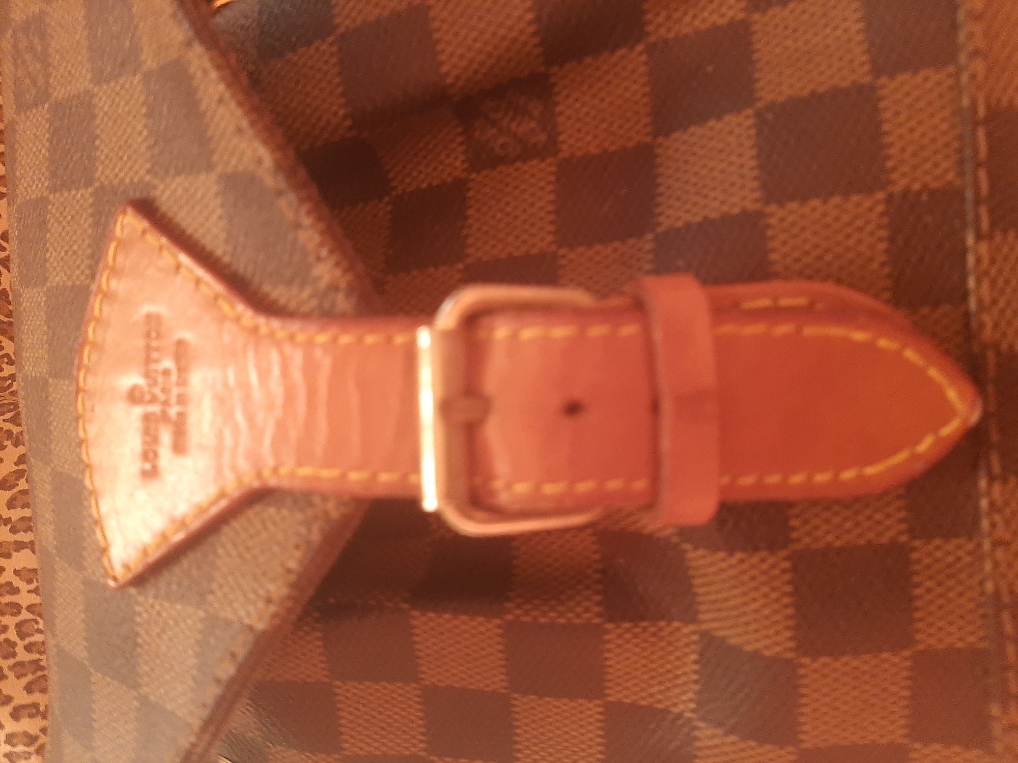 Mochila  Louis vuitton  unixesso