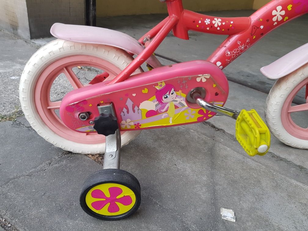 Bicicleta de criança com rodinhas