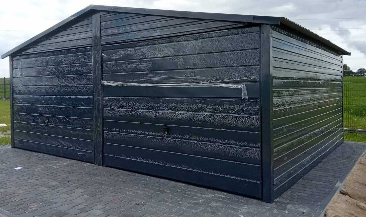 Garaż blaszany 6x5,5 w kolorze z palety ral konstrukcja ocynk