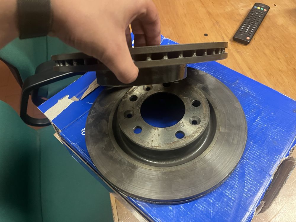 Discos ventilados (BREMBO) pegeout 308
