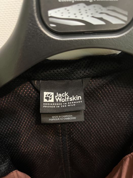 Вітровка Jack Wolfskin
