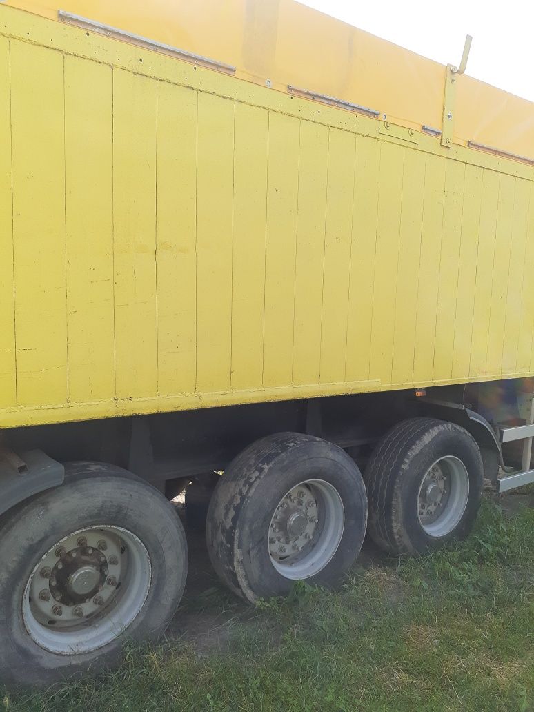 Полуприцеп зерновоз