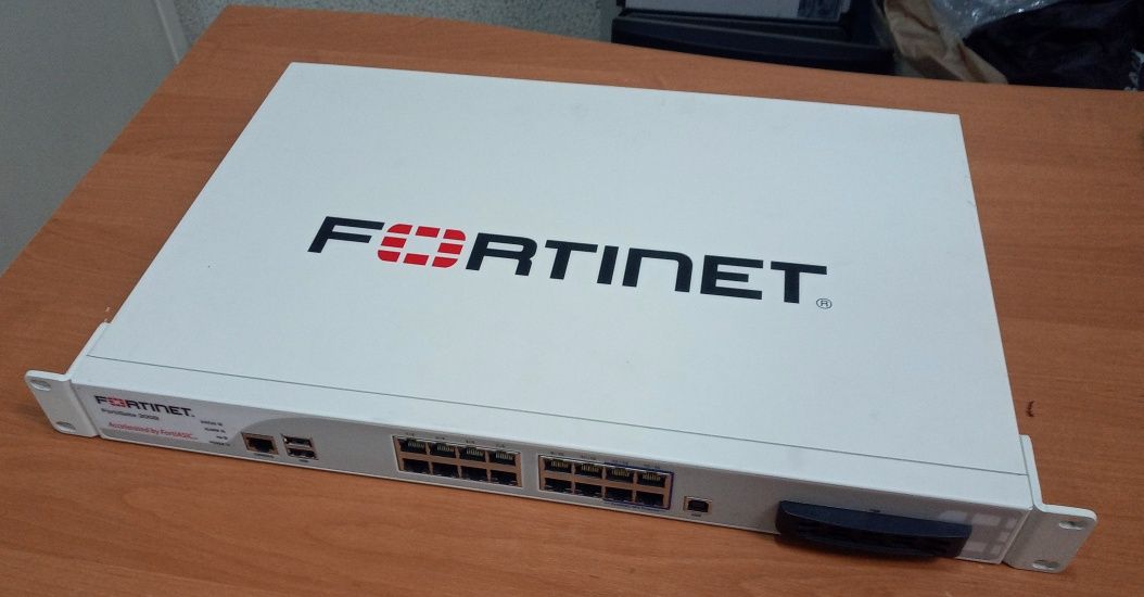Межсетевой экран (Firewall) Fortinet FG-200B