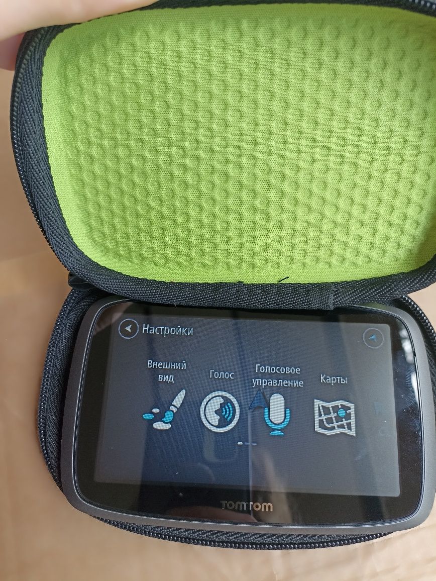 Навігатор TomTom