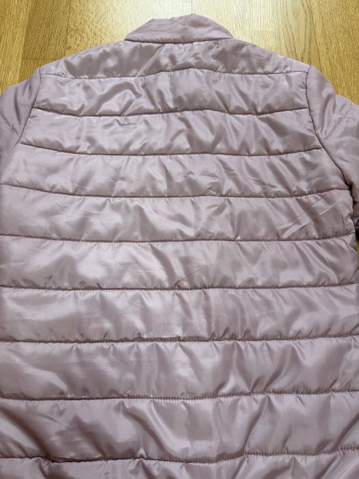 Жіноча куртка демі