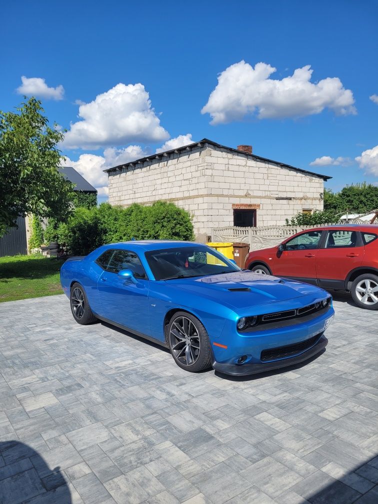 Dodge challenger SRT 6.4 v8 manual "scat pack"
