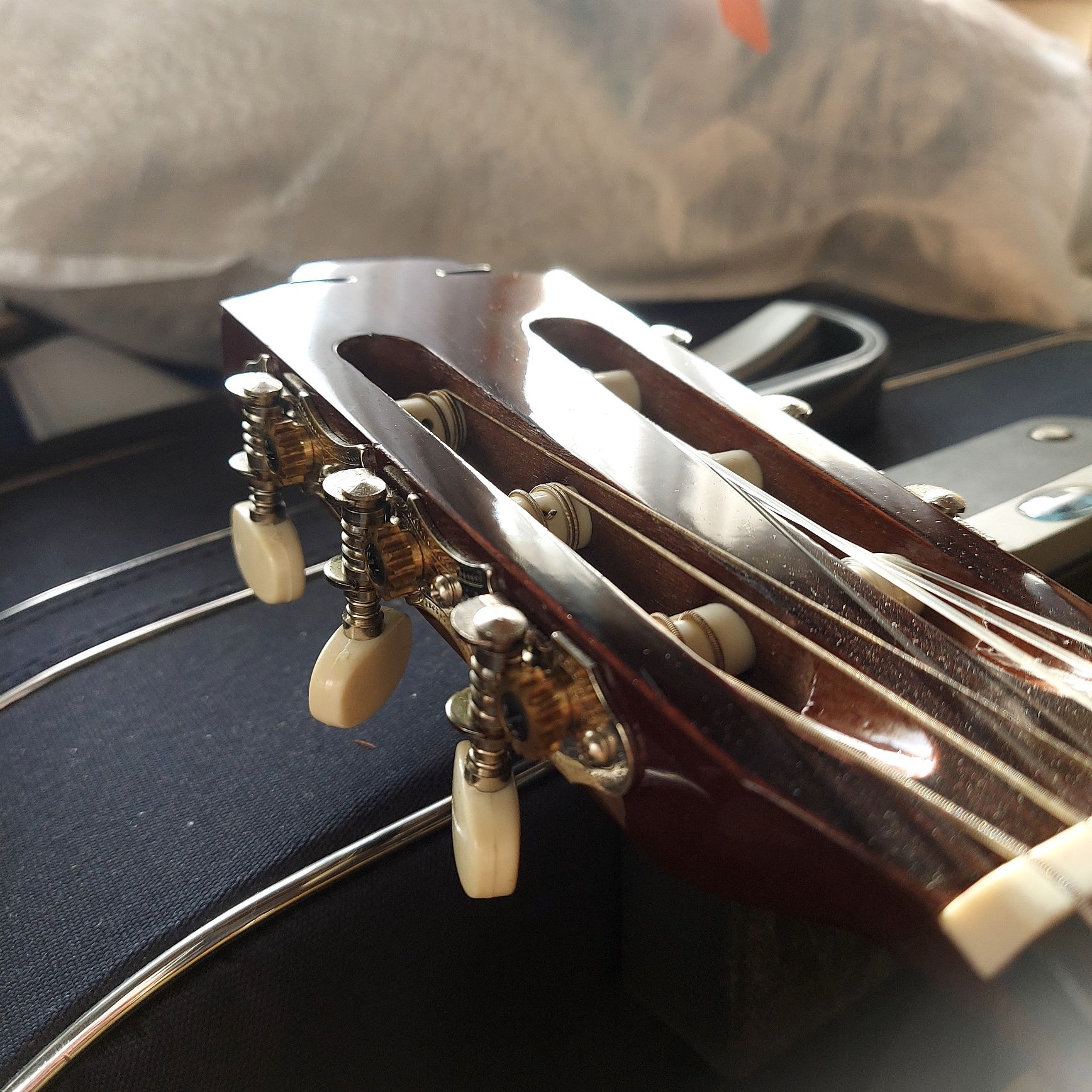 Gitara HOHNER HC06