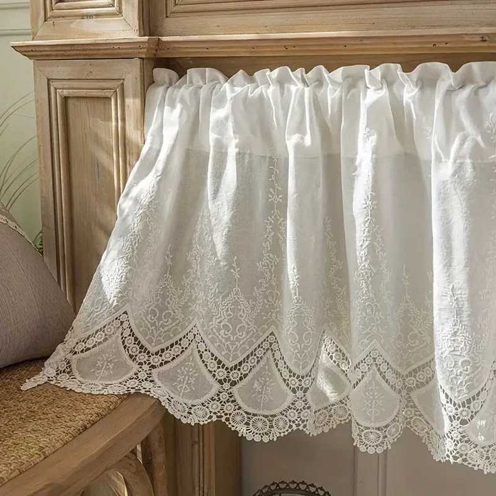 Haftowana zazdroska z batystu - Ivory