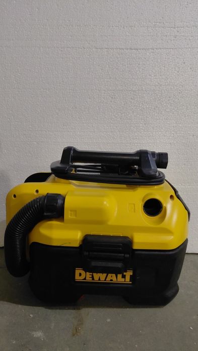 Пылесос DeWalt DCV 584 L