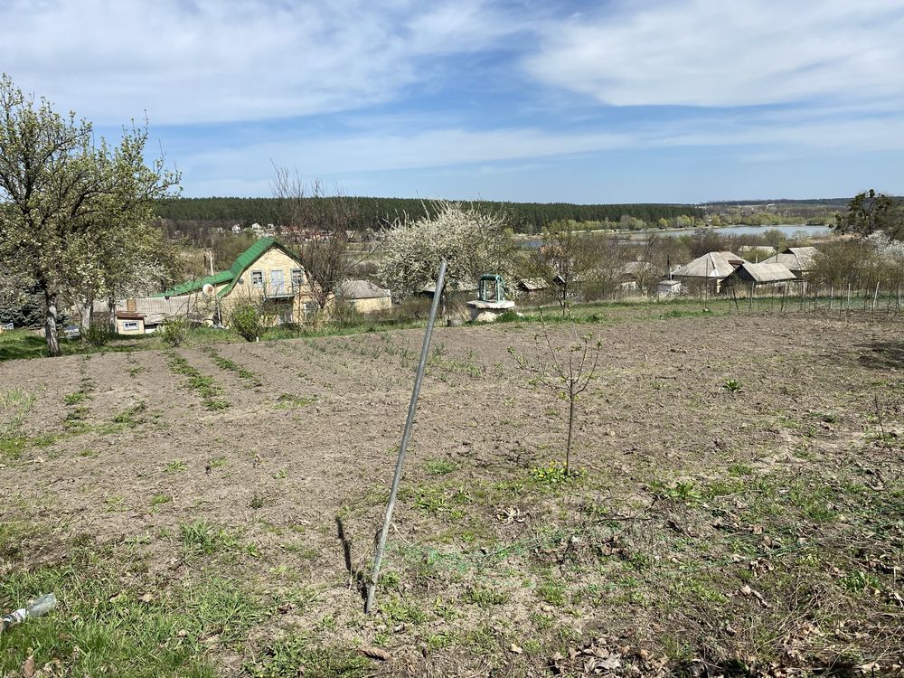 Продам будинок 38 соток землі