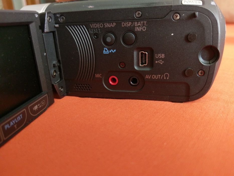 Відеокамера Canon Legria FS22