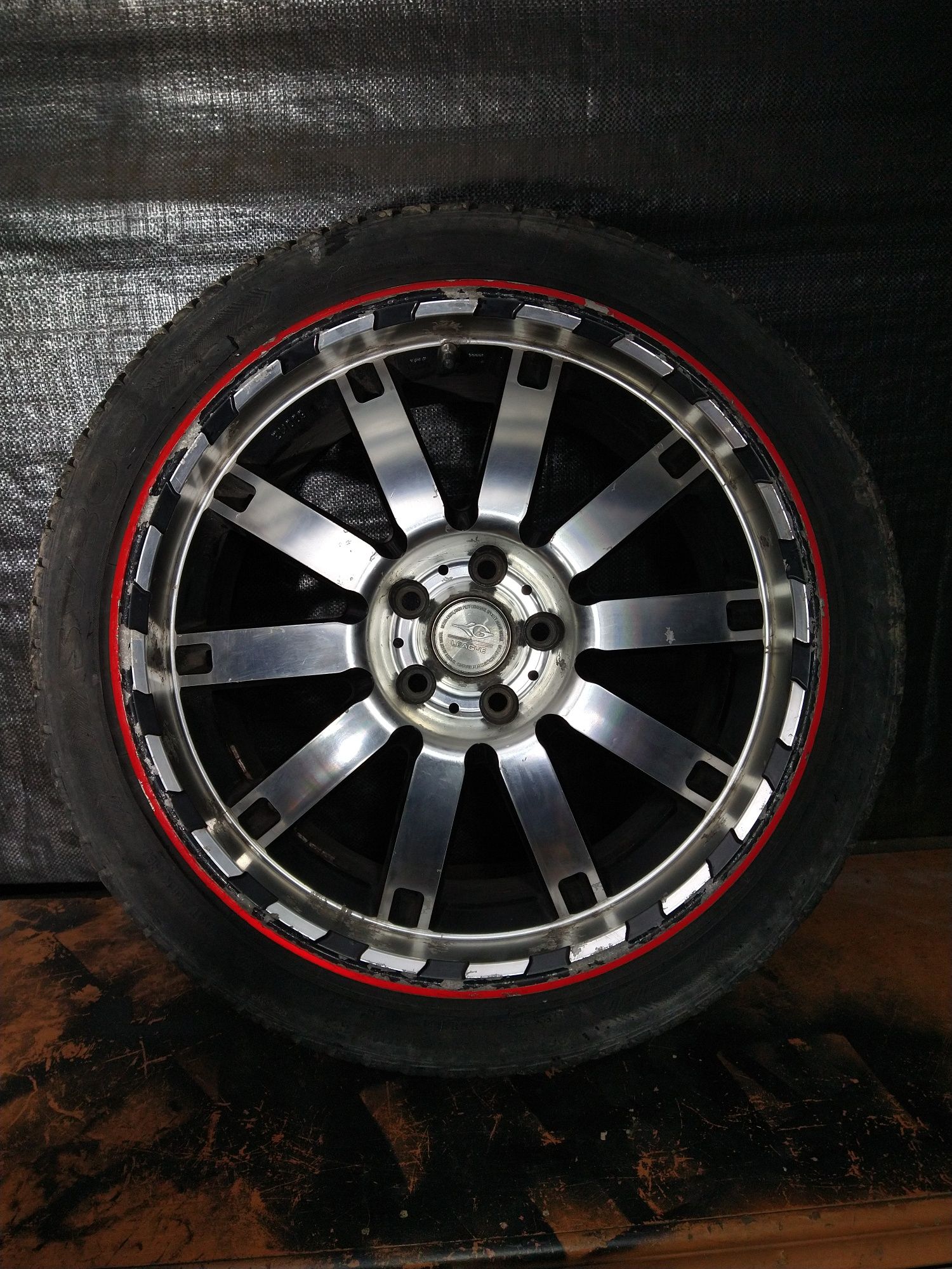 Felgi 18 5x108 ford Volvo Peugeot  225/40zr18 et40 18x8JJ