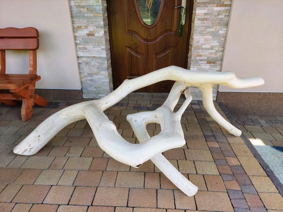 Konar na krzesło, ławę, stół, tron