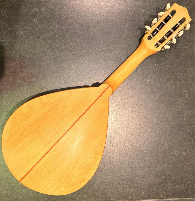 Bandolin traficional