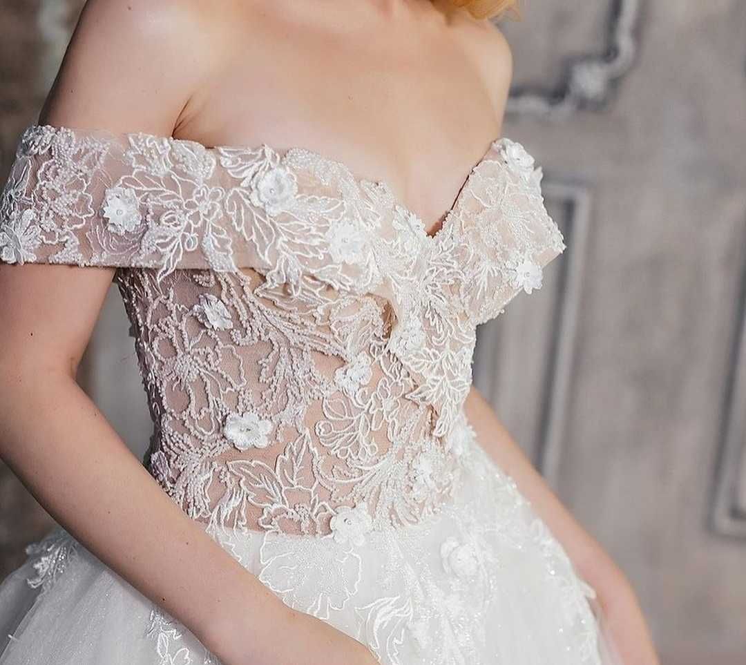 Весільна сукня. Дизайн 2021 року.