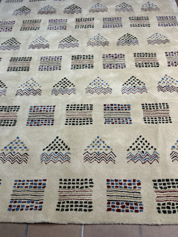 Tapete oriental indiano em pura lã feito à mao,original,lavado.300x200