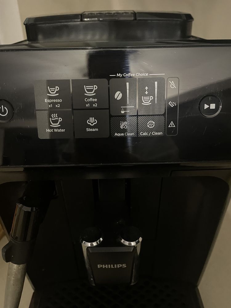 Ekspres cisnieniowy Philips 1200 series EP1220/00