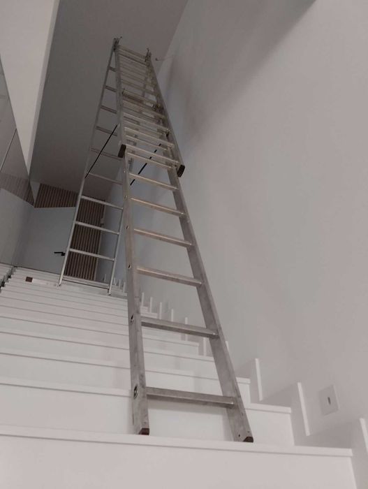 Wypożyczę DRABINĘ 3x11 uniwersalna lekka praktyczna na schody