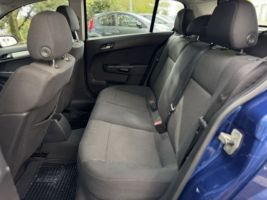 Opel Astra 1.3 CDTI 90cv