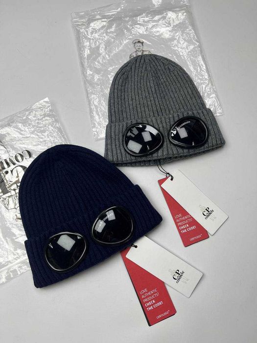 Новые шапки C.P. Company